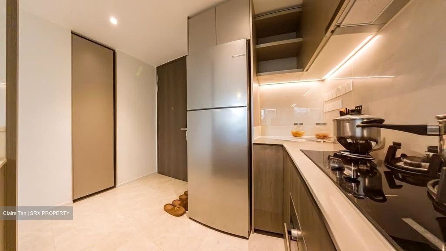 Oxley Tower (D1), Office #531616471